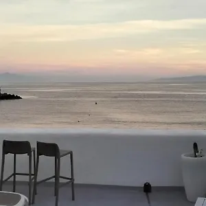 Atico Balcones Apartment